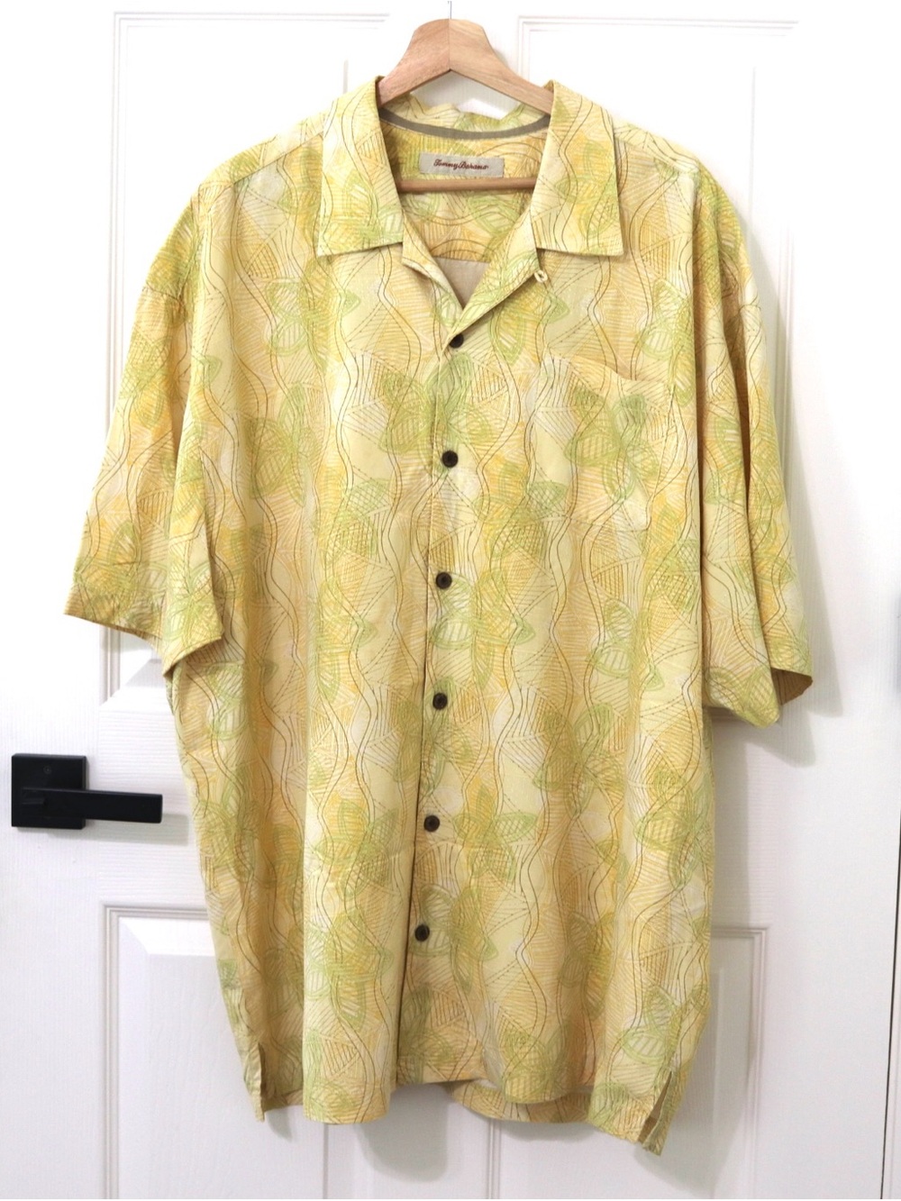 Tommy Bahama Yellow and Light Green Short-Sleeve silk blend Button-Down Shirt